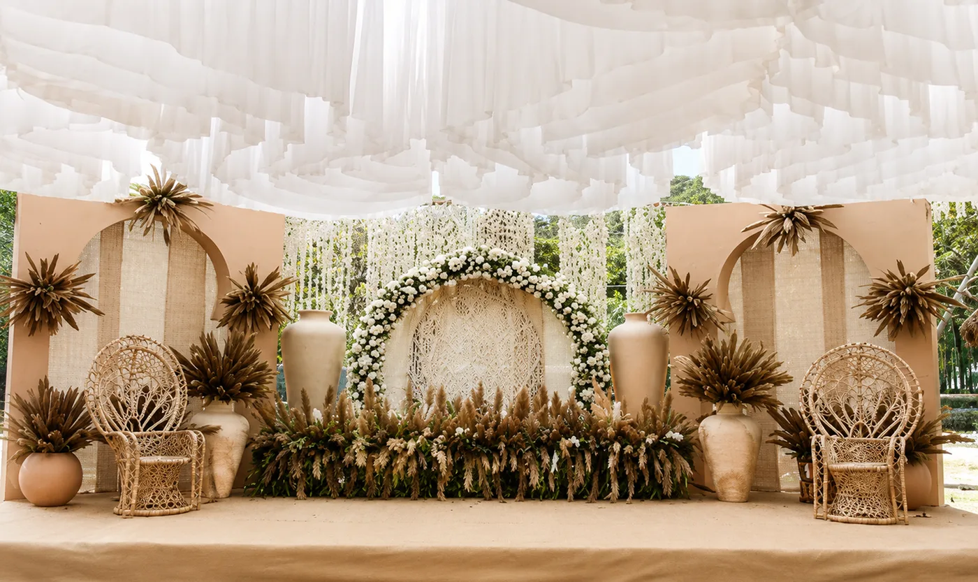 Outdoor Wedding Decor work